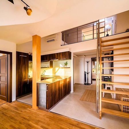 Rooftop Triplex Apartment In Centre Hradec Králové Extérieur photo