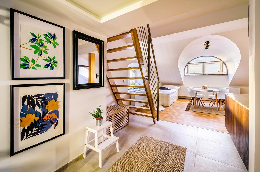 Rooftop Triplex Apartment In Centre Hradec Králové Extérieur photo