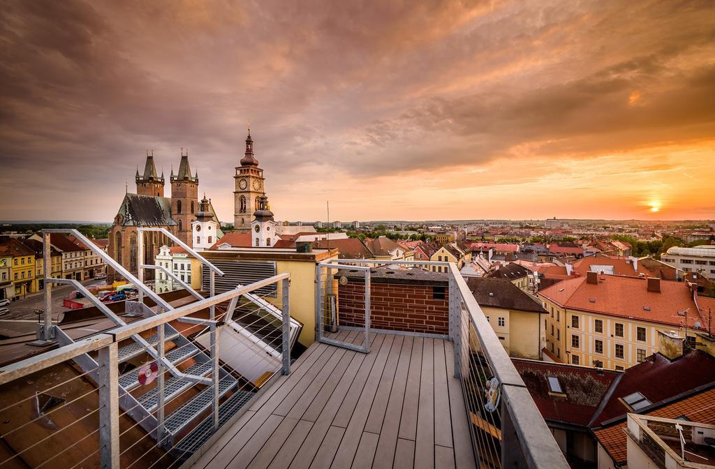 Rooftop Triplex Apartment In Centre Hradec Králové Extérieur photo