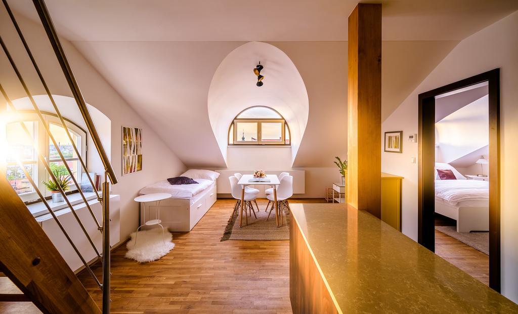 Rooftop Triplex Apartment In Centre Hradec Králové Extérieur photo